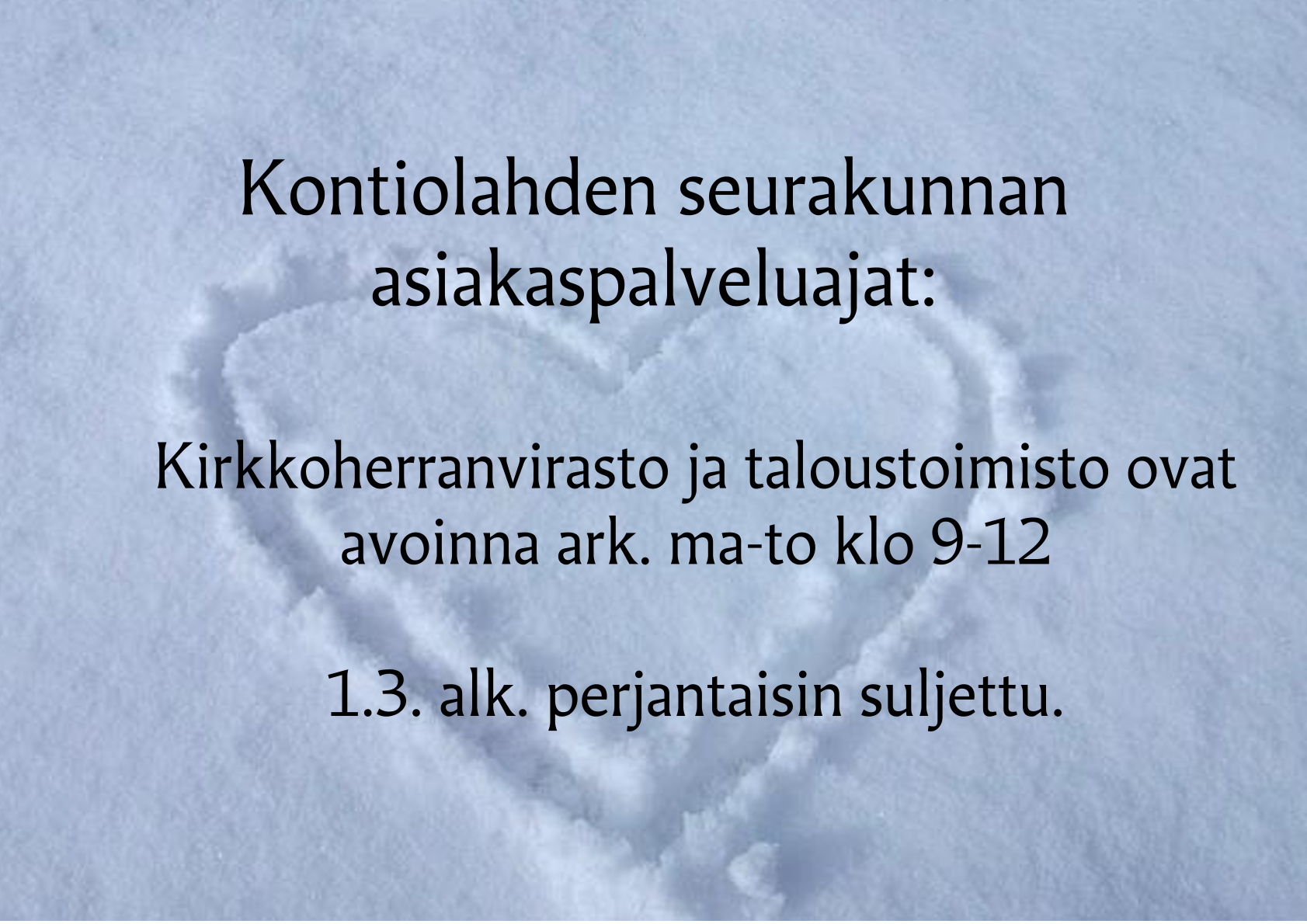 sydämen muotoinen kuvio lumihangessa